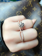 Diamond Wavy Two Finger Ring